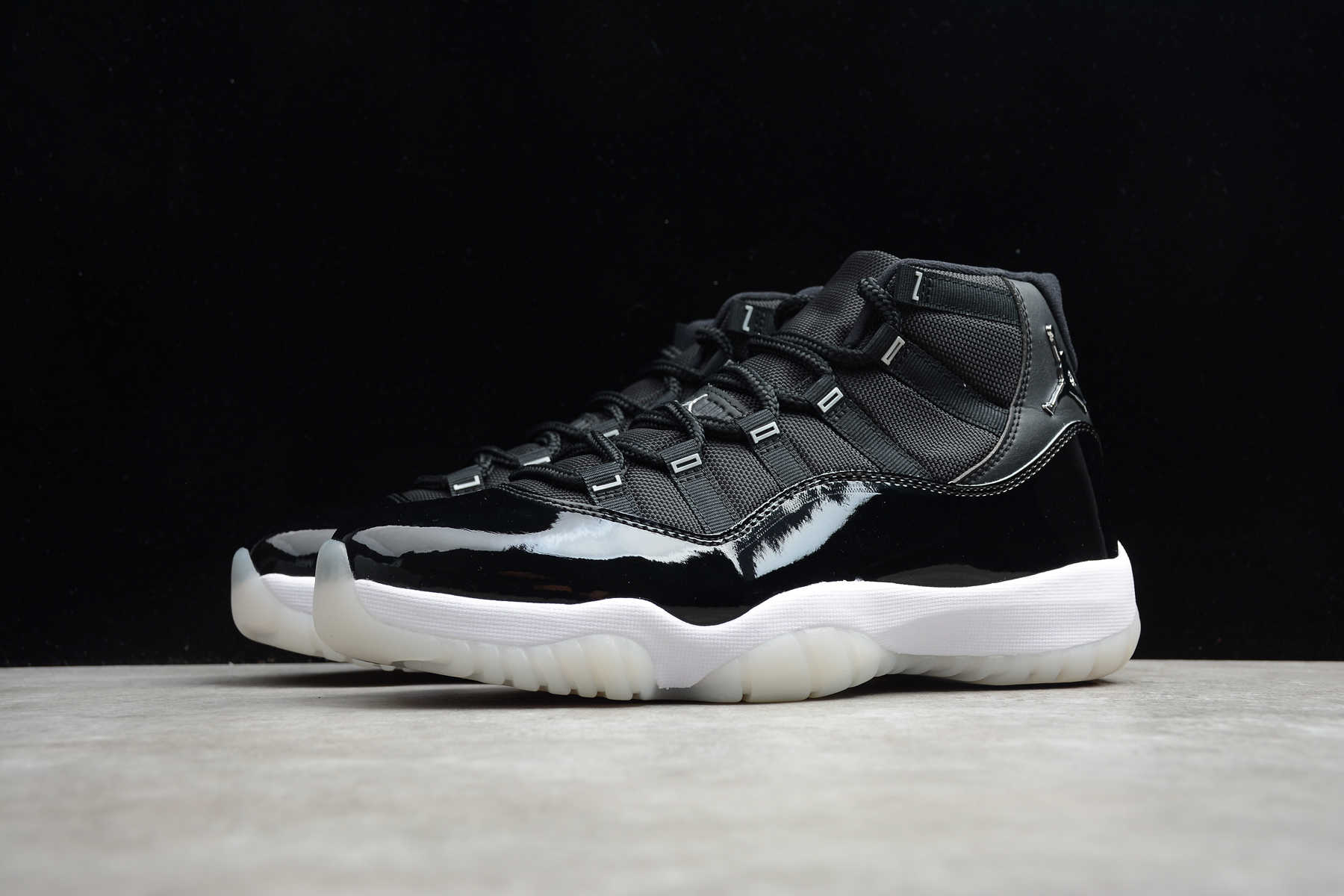 AIR JORDAN 11 “25th Anniversary” Black White CT8012-011