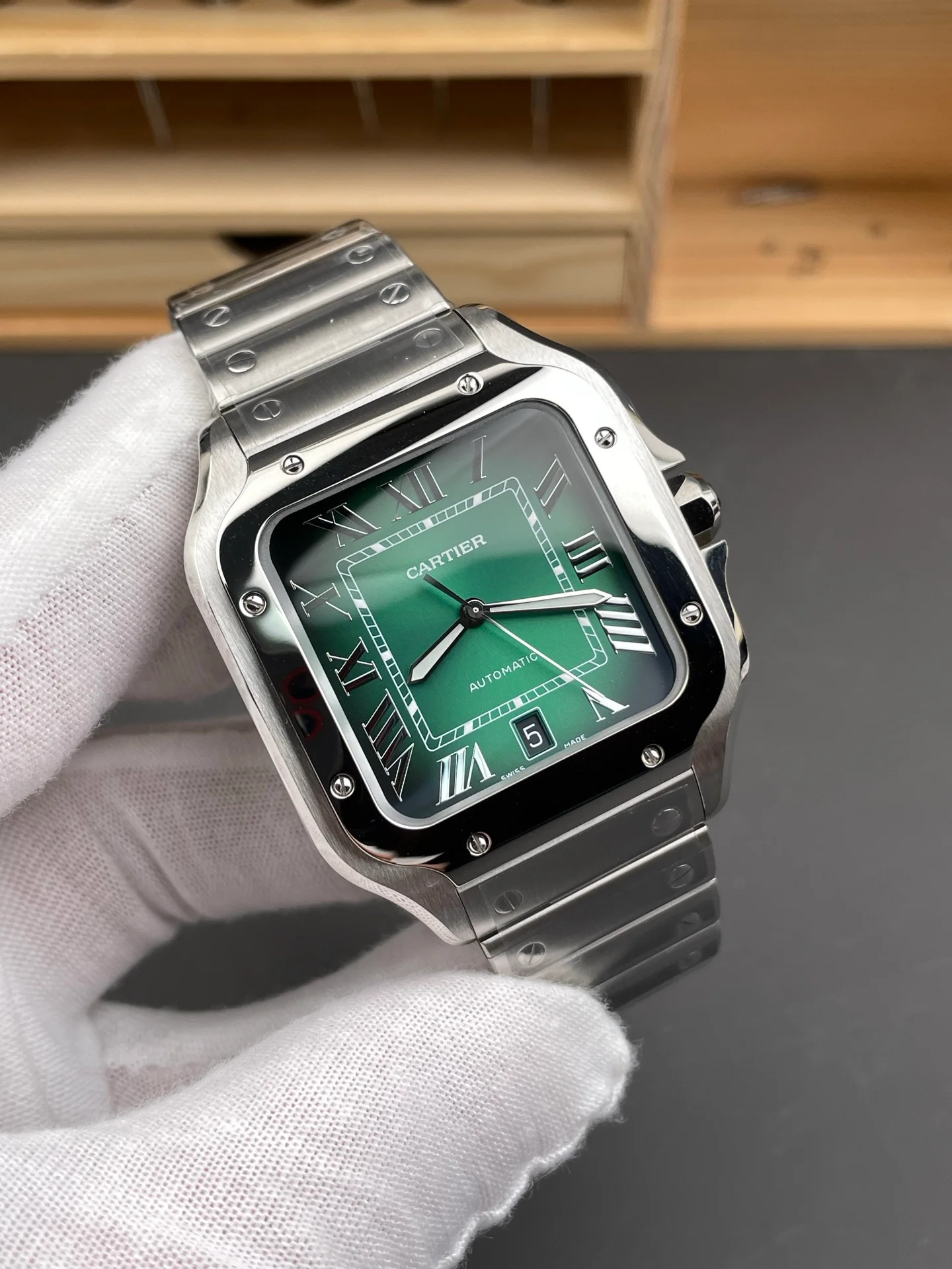 Santos Green Dial