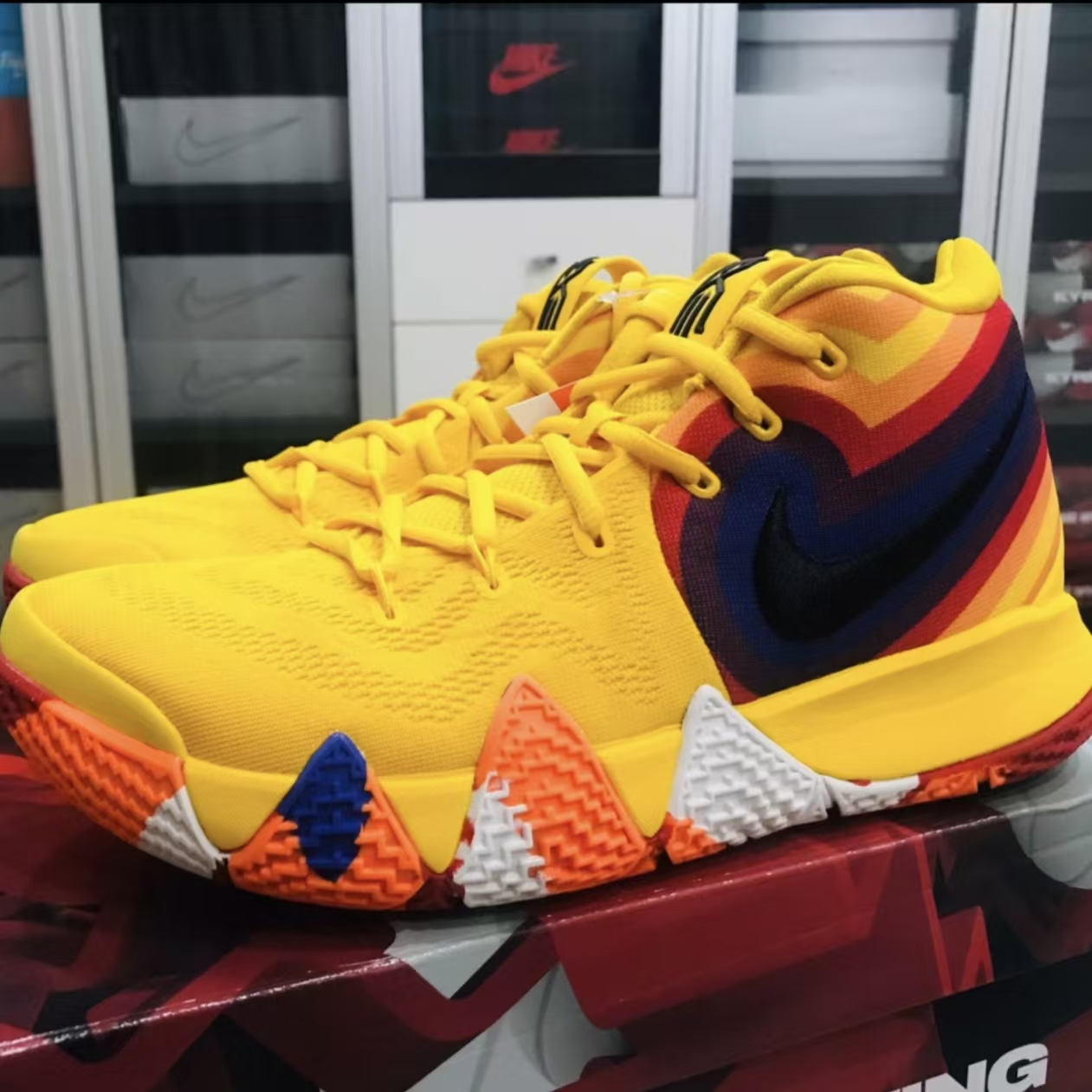Nike Kyrie 4 