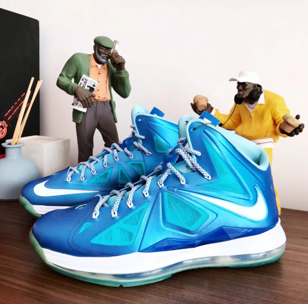 Nike LeBron X 