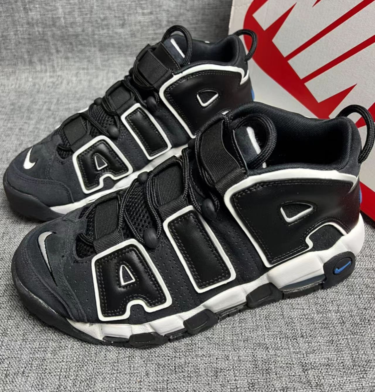 Nike Air More Uptempo 