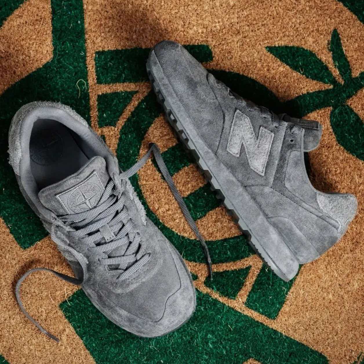 Stone Island x New Balance 574 Legacy 