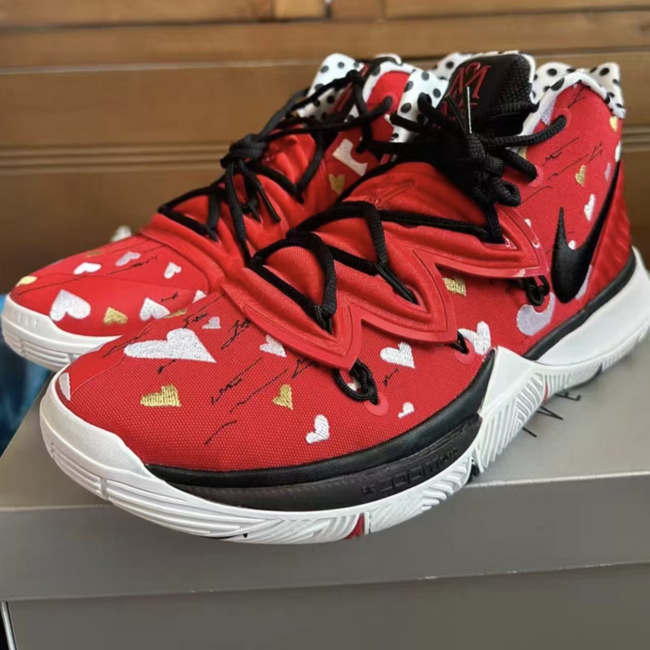 Nike Kyrie 5 