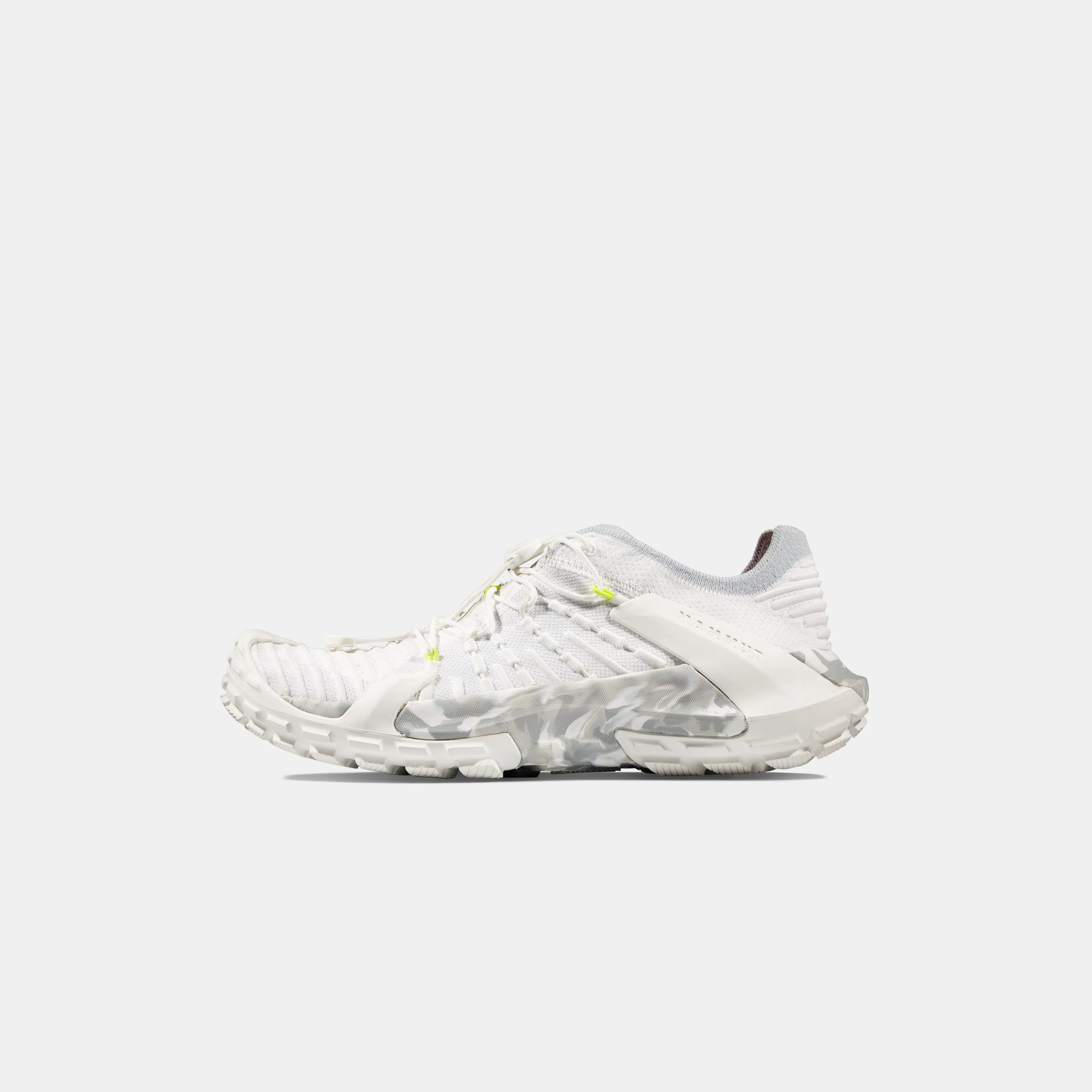 Hueco Knit II Low Women