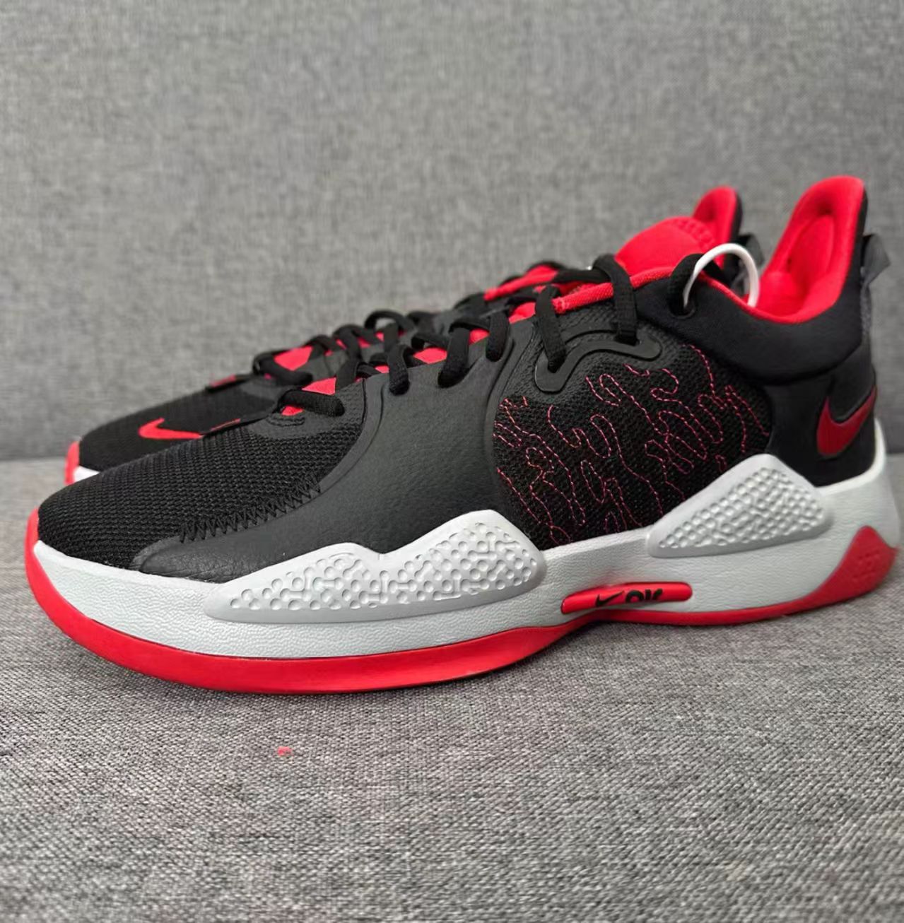 Nike PG 5 'Bred'