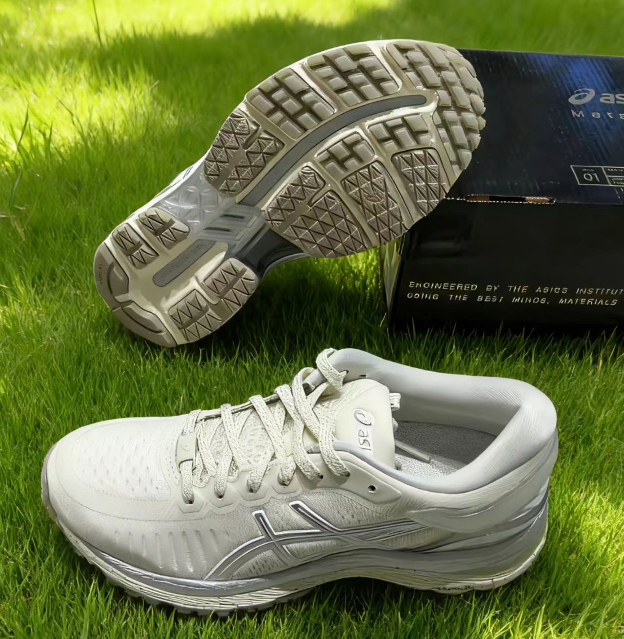 ASICS Gel-Kayano Off White Silver