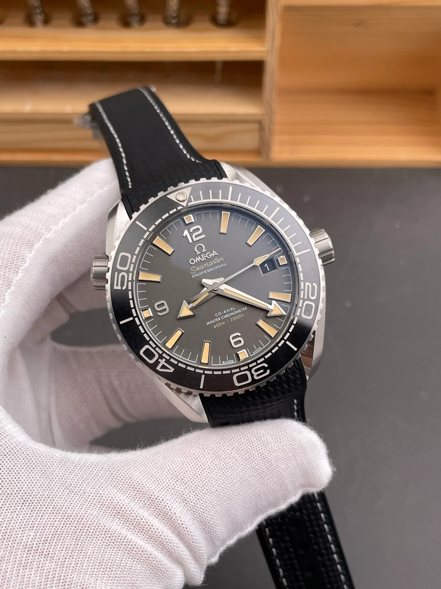 Seamaster 600, Copper Grey Dial