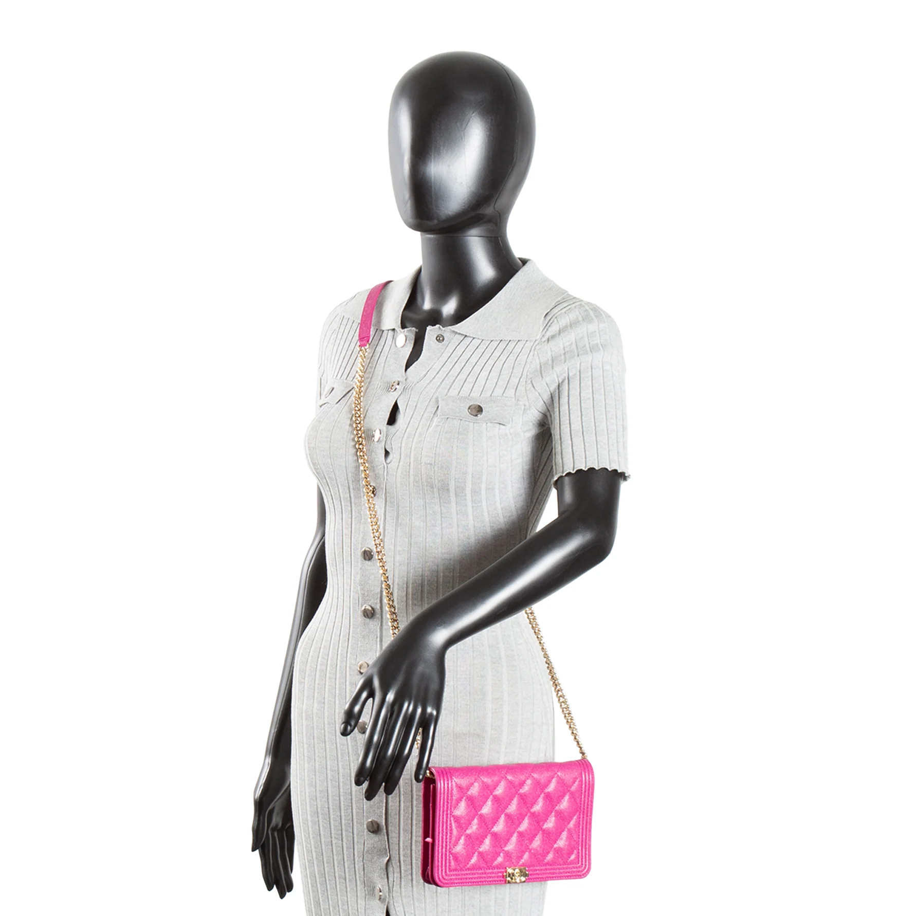 CHANEL Boy Wallet on Chain - Magenta