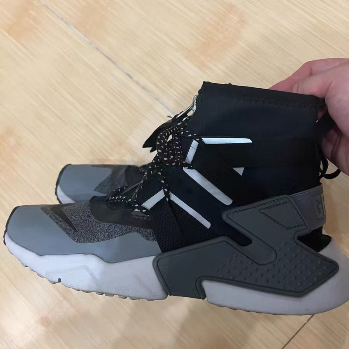 Nike Air Huarache Gripp