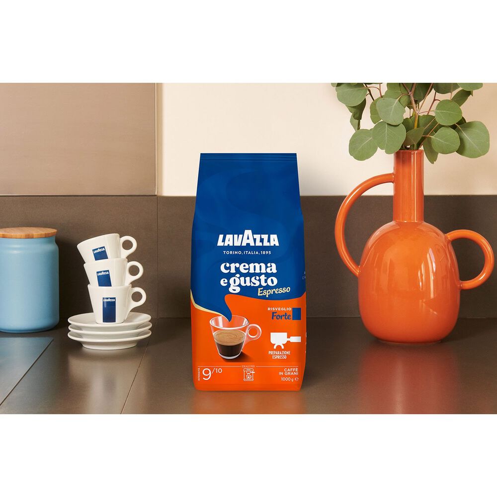 LAVAZZAKawa ziarnista Lavazza Crema e Gusto Espresso Forte, 1 kg