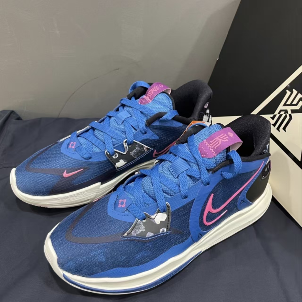 Nike Kyrie Low 5 Basketball Shoes