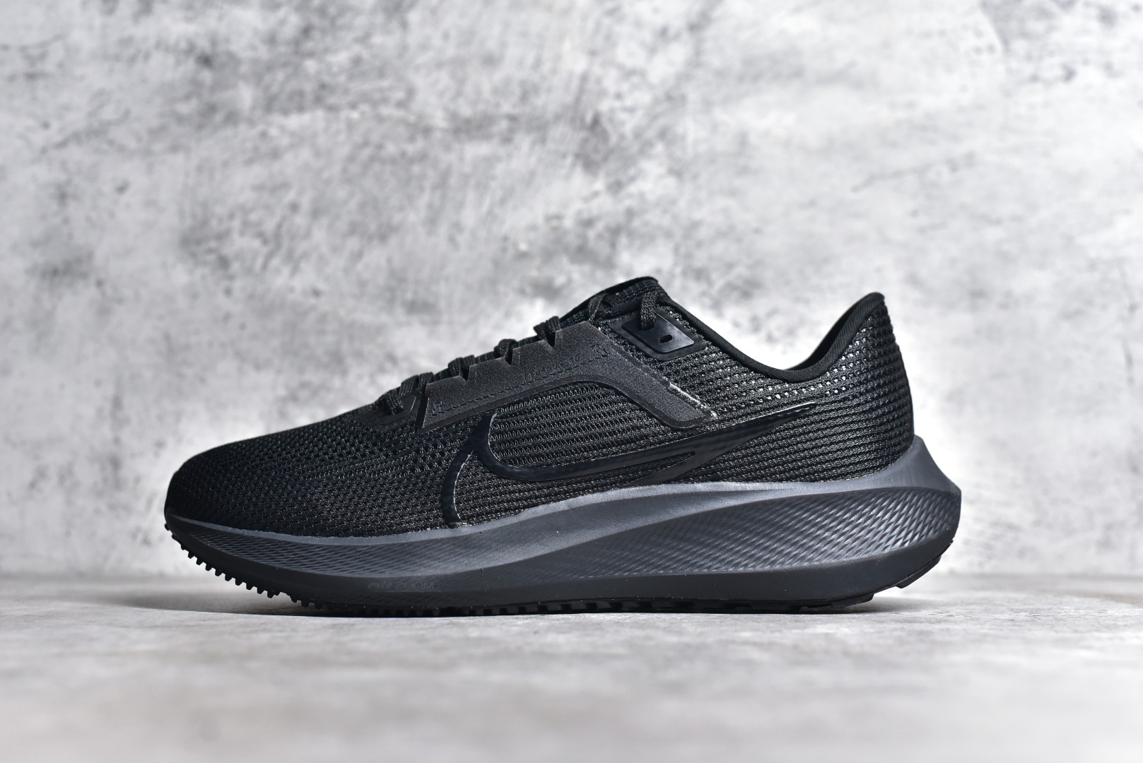 NIKE AIR ZOOM PEGASUS 40 BLACK ANTHRACITE DV3853-002