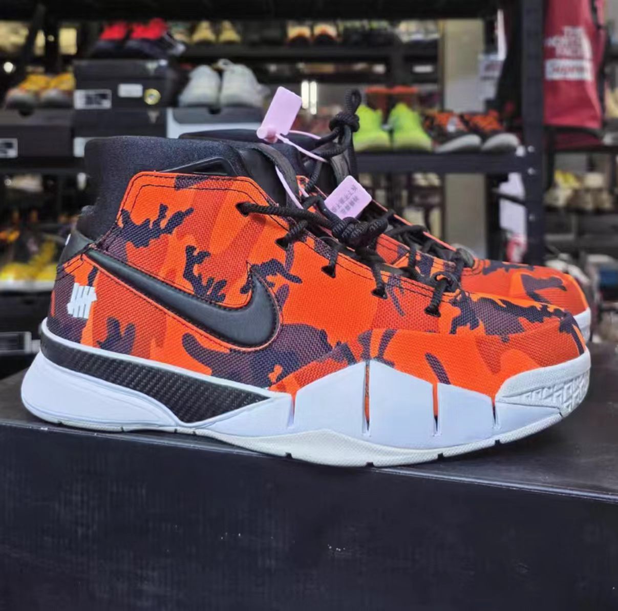 Nike Zoom Kobe 1 Protro x Undefeated "Orange Camo"