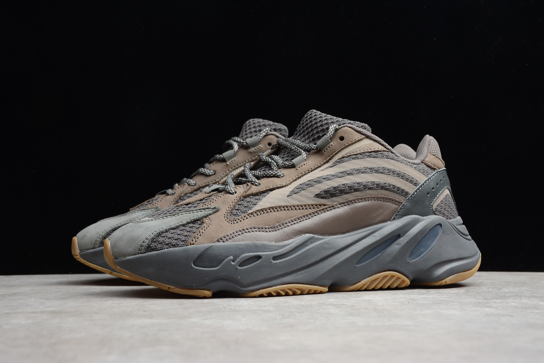 Yeezy Boost 700 V2 