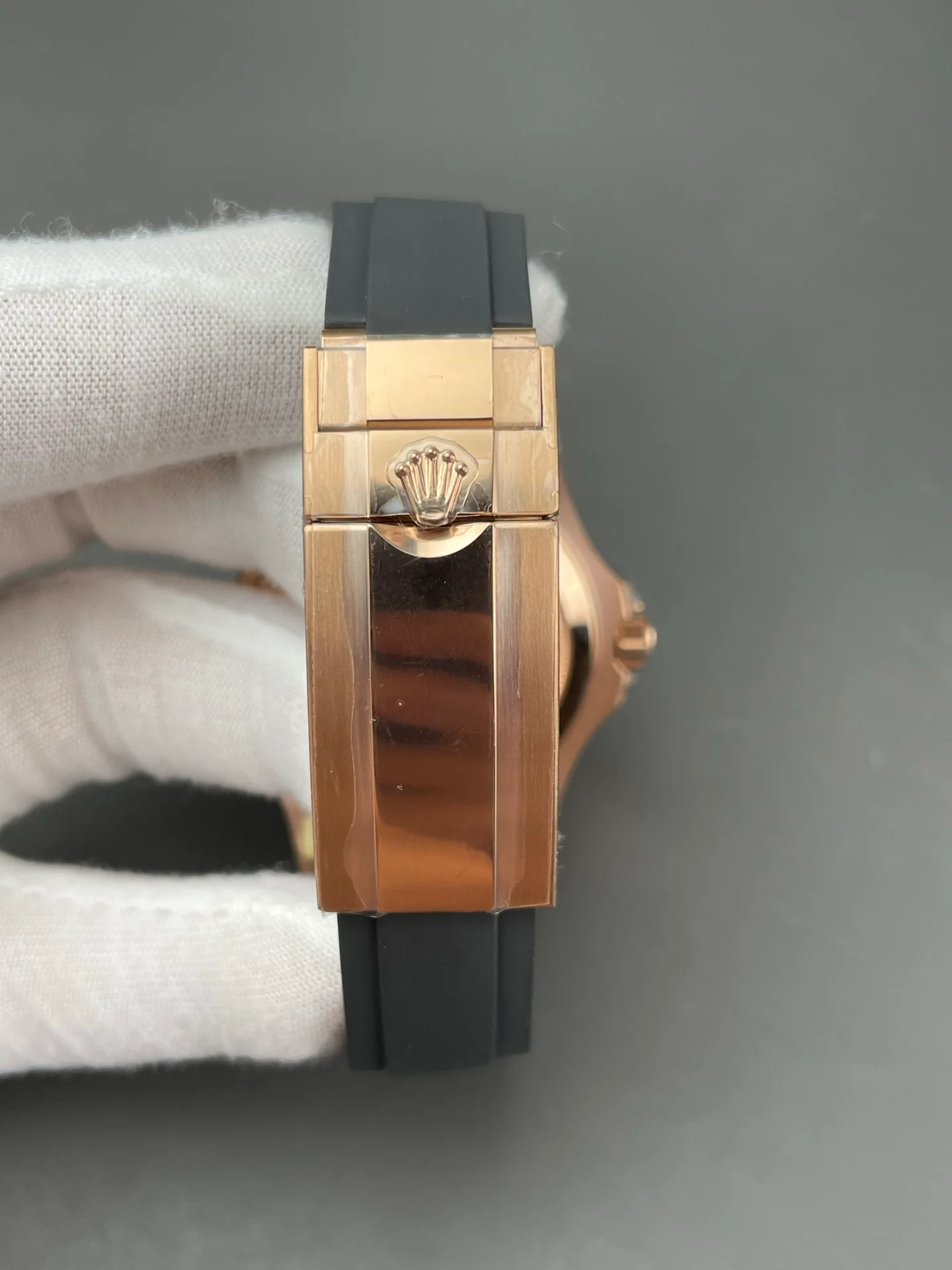 Rose Gold Yacht-Master M126655-0002