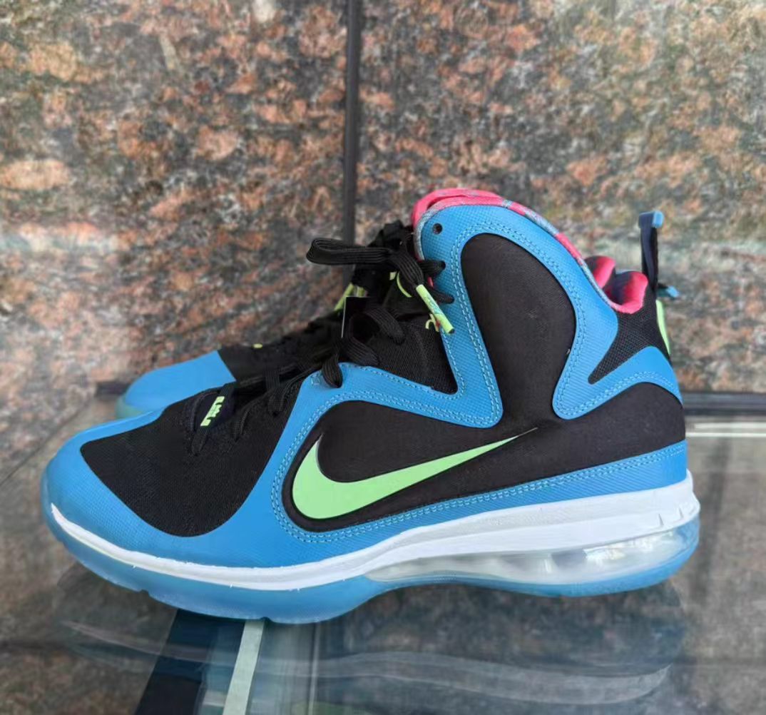 Nike LeBron 9 