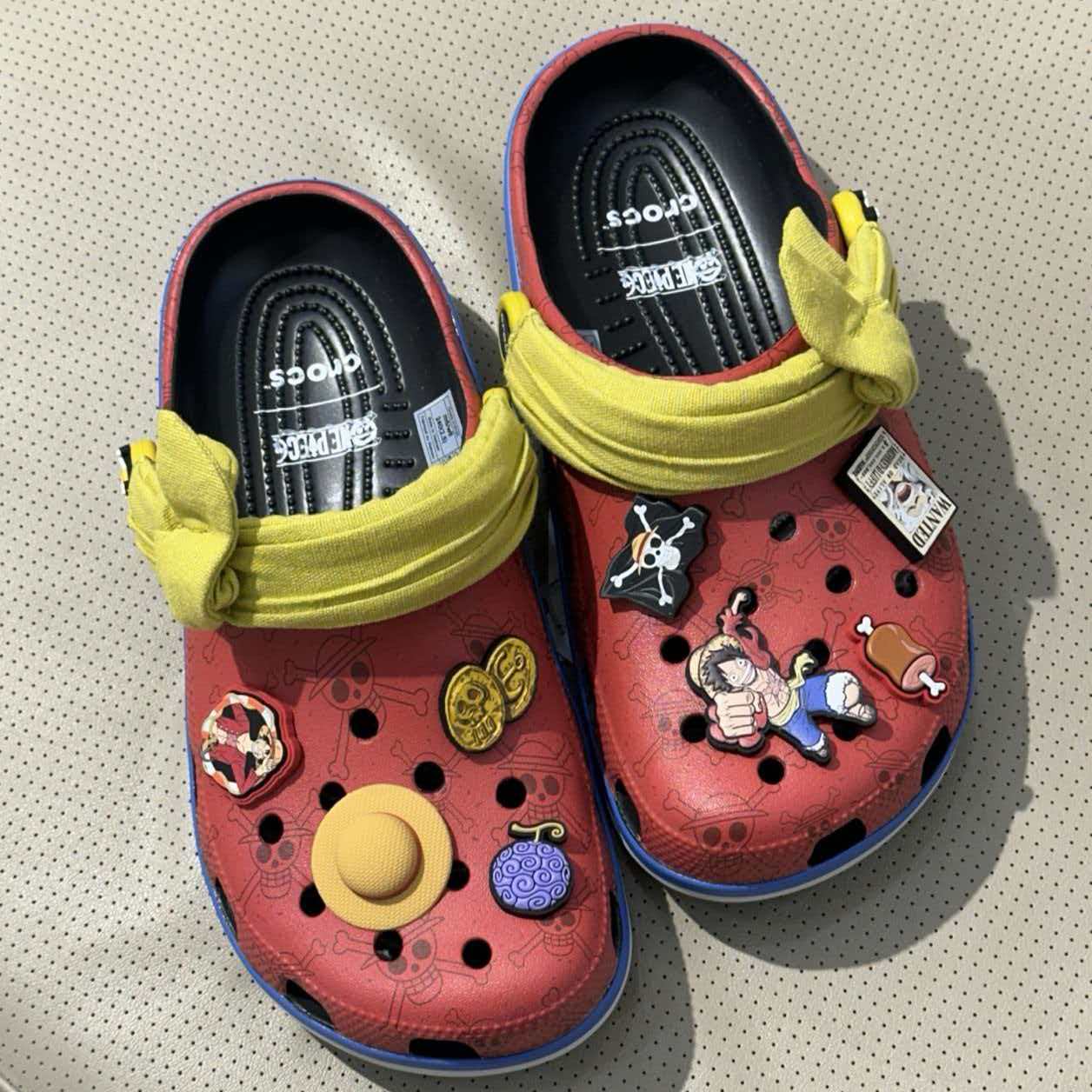 Crocs × ONE PIECE Luffy Classic Clog