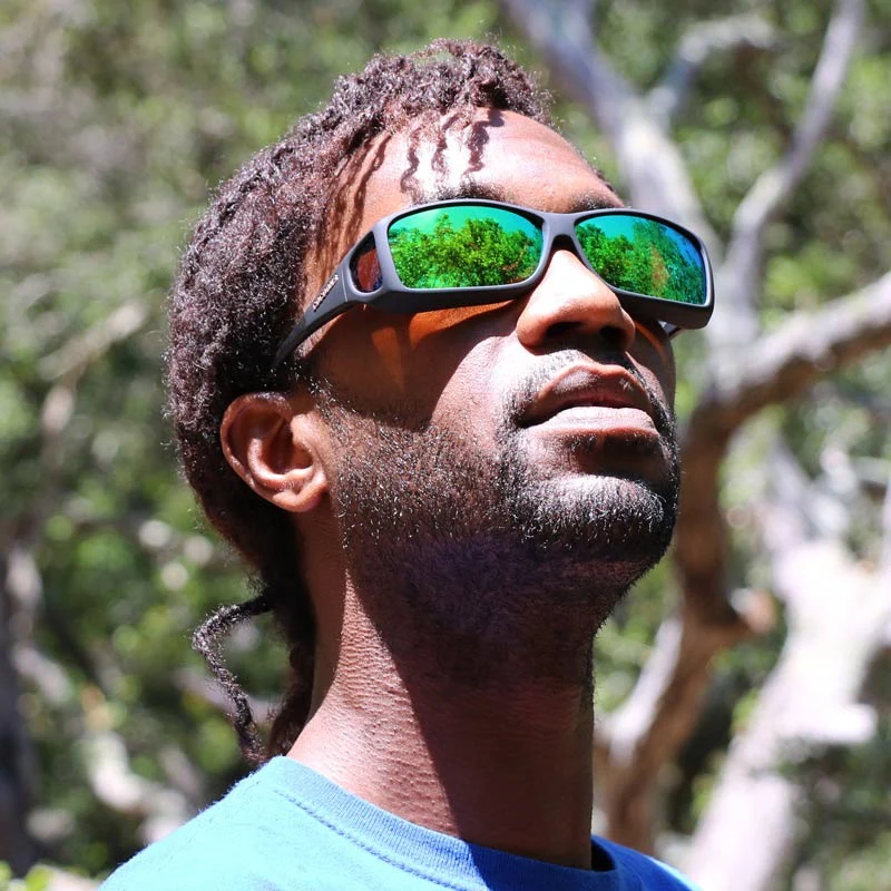 Black Wide Line Frame with Polarized Green Mirrored Lens
