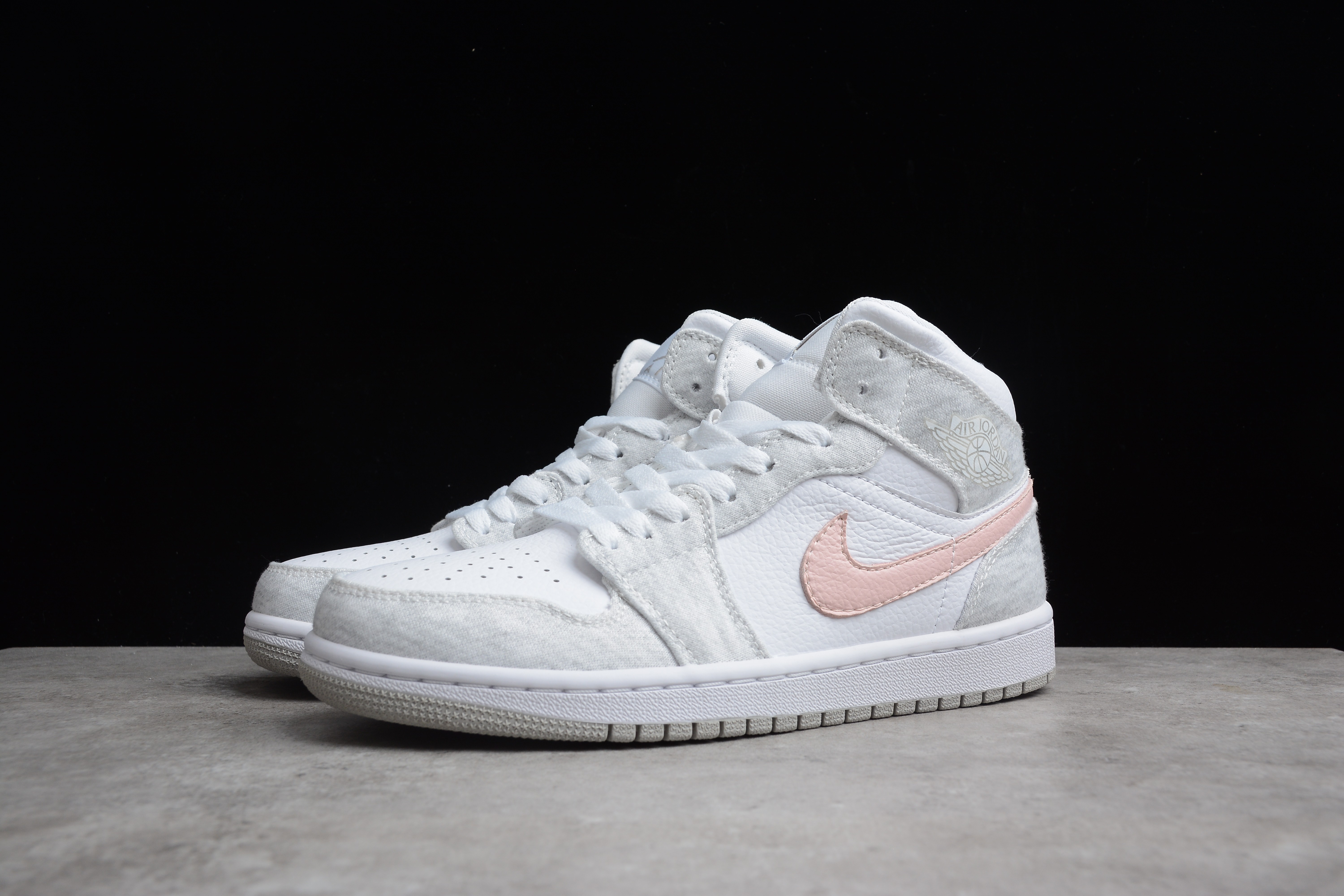 Air Jordan 1 Mid SE Light Iron Ore