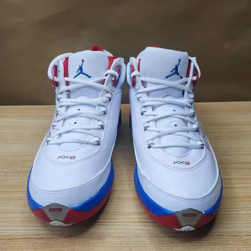 Air Jordan 22 "Detroit Pistons" / Richard Hamilton PE
