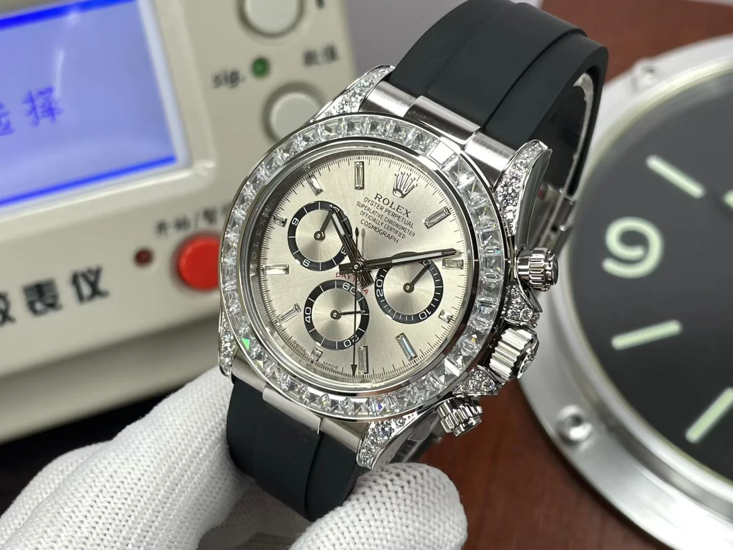 Custom Daytona T-Square Diamond Bezel
