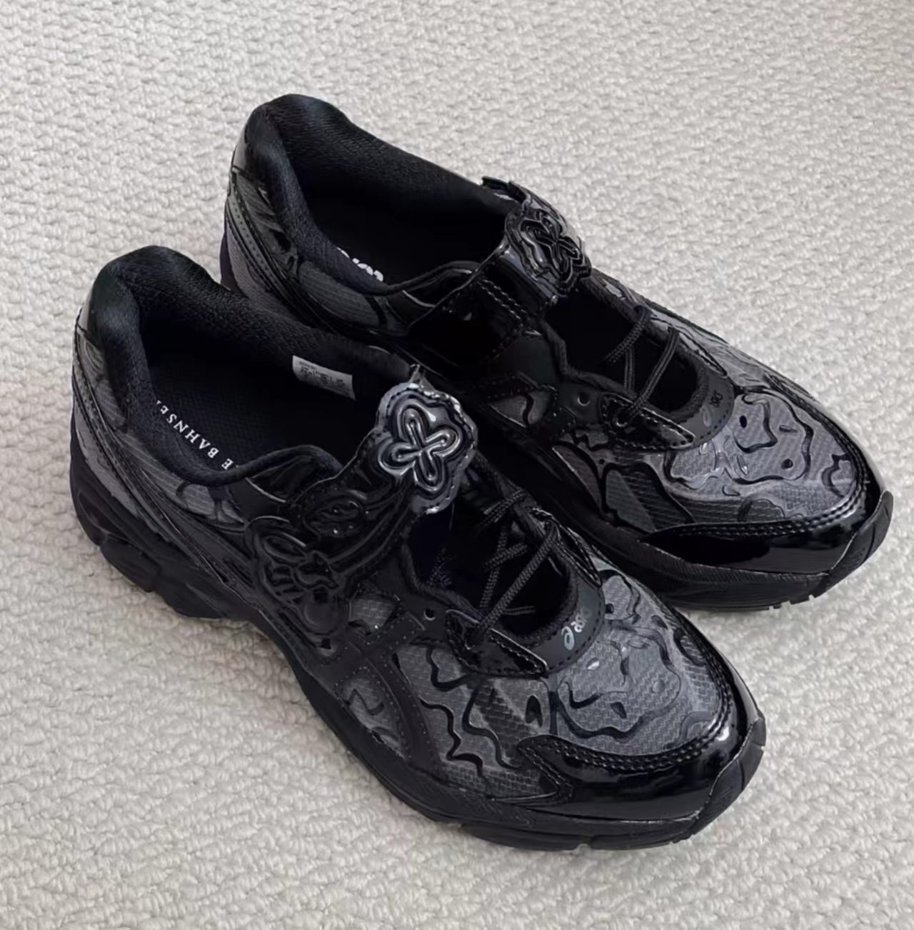 ASICS Gel-1130 Full Black Embossed Pattern