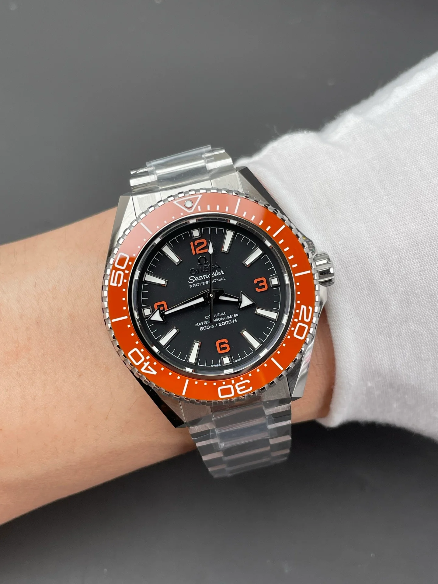 Omega Seamaster Ocean Universe 600M