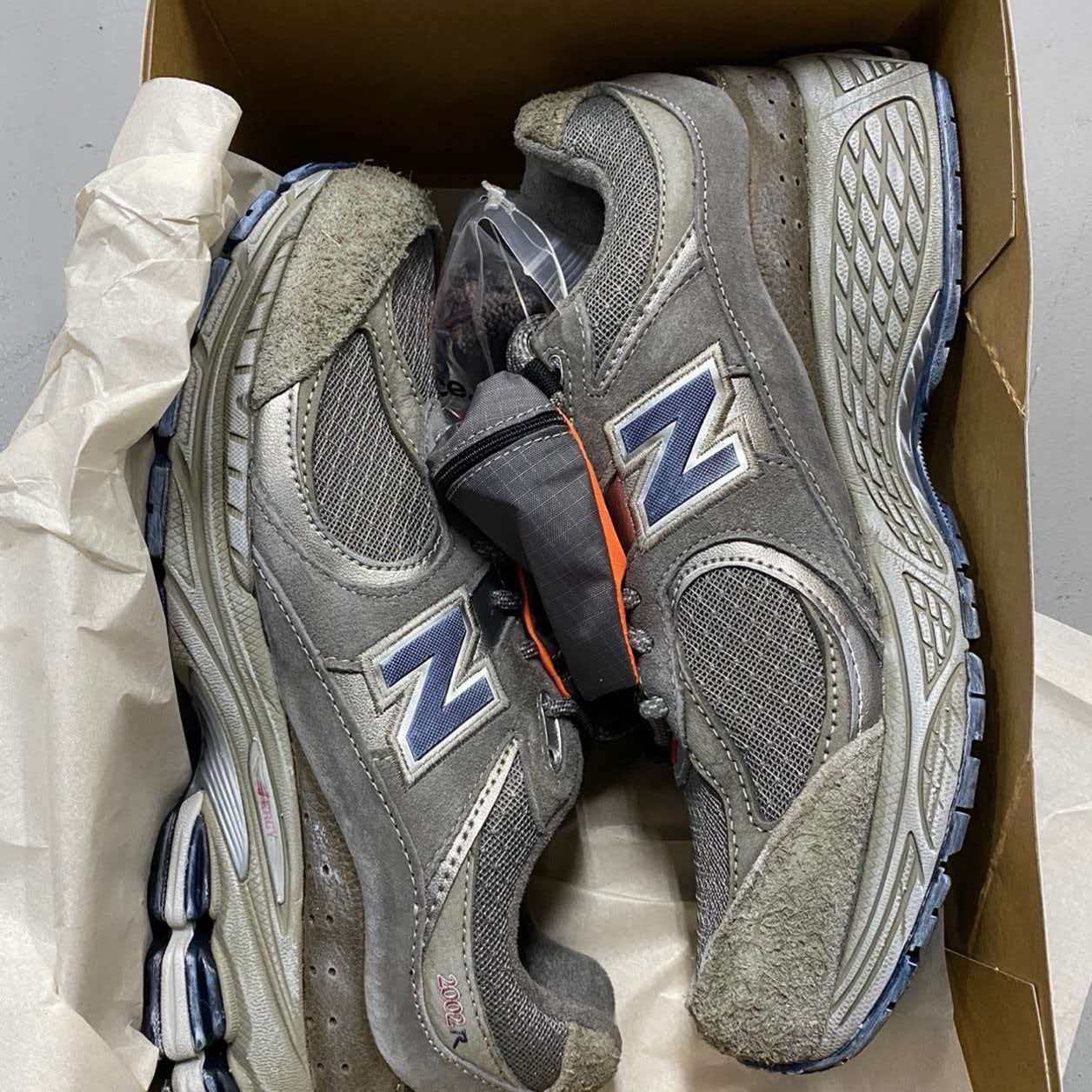 New Balance 2002R 