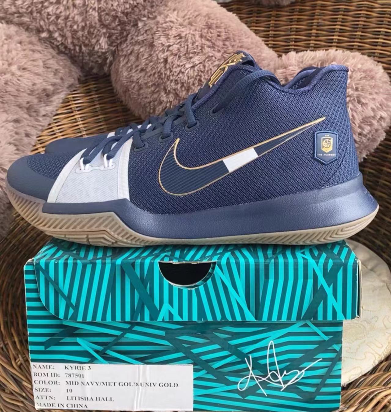 Nike Kyrie 3