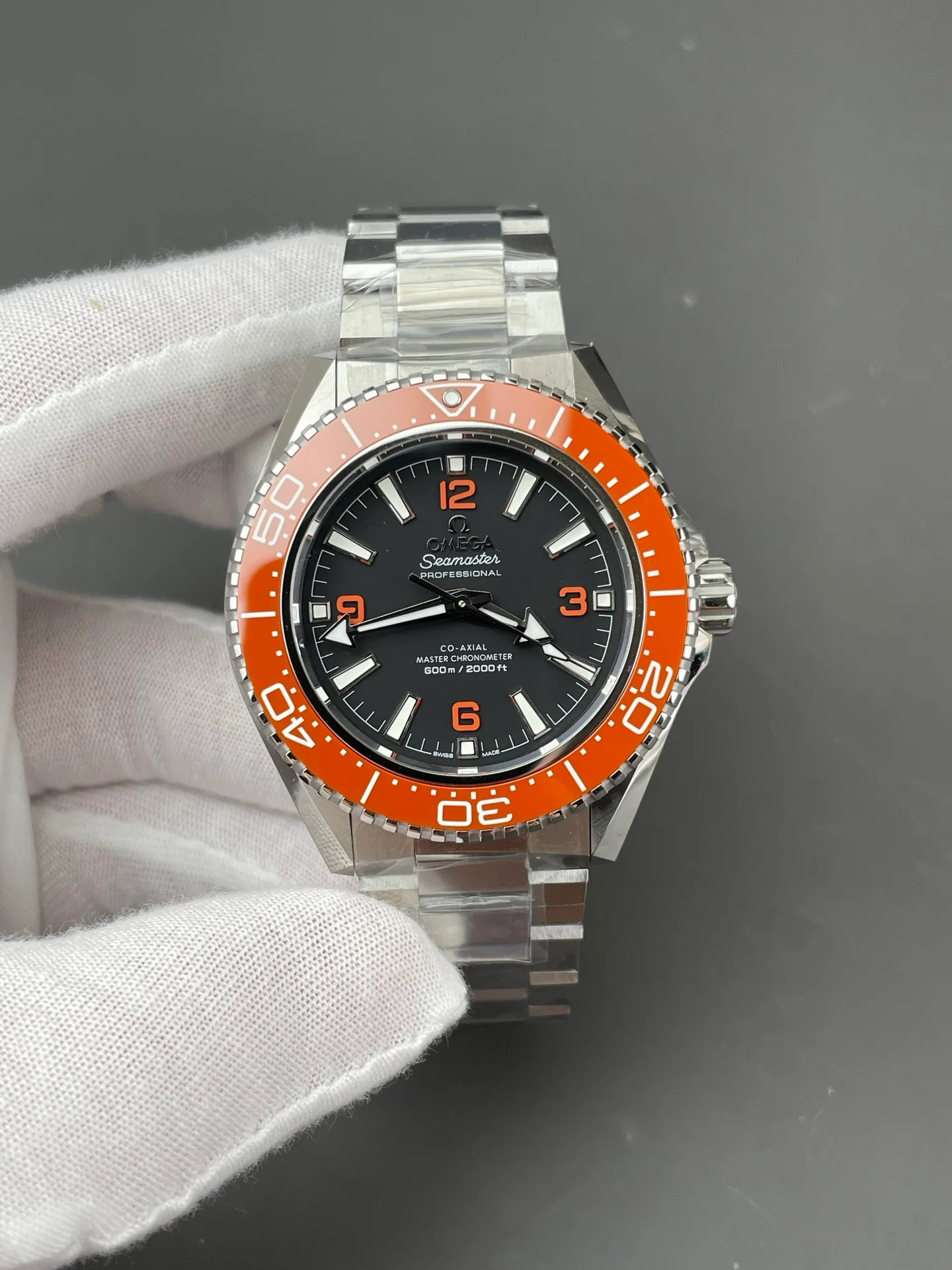 Omega Seamaster Ocean Universe 600M