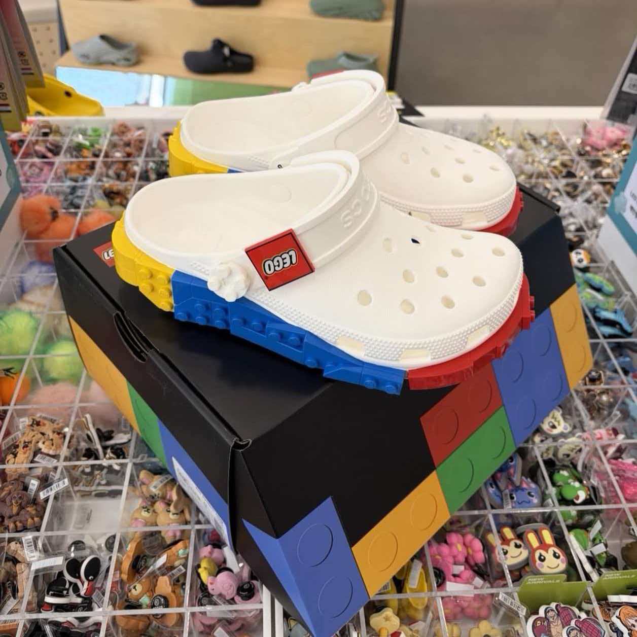 Crocs × LEGO