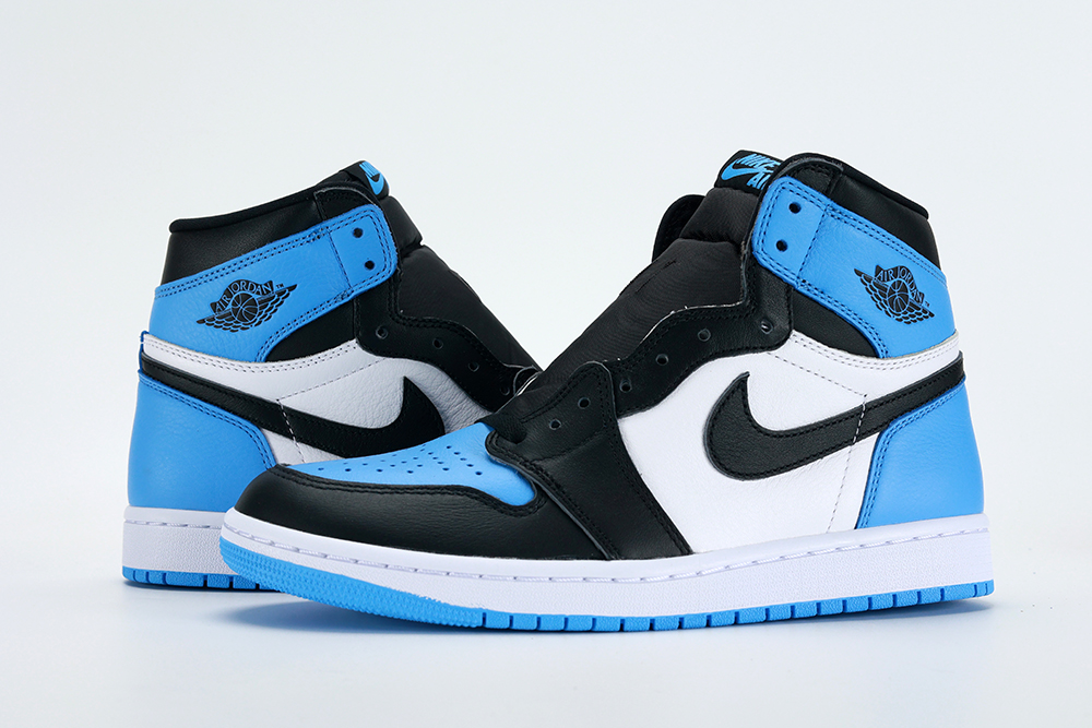 Jordan 1 Retro High OG 'UNC Toe'