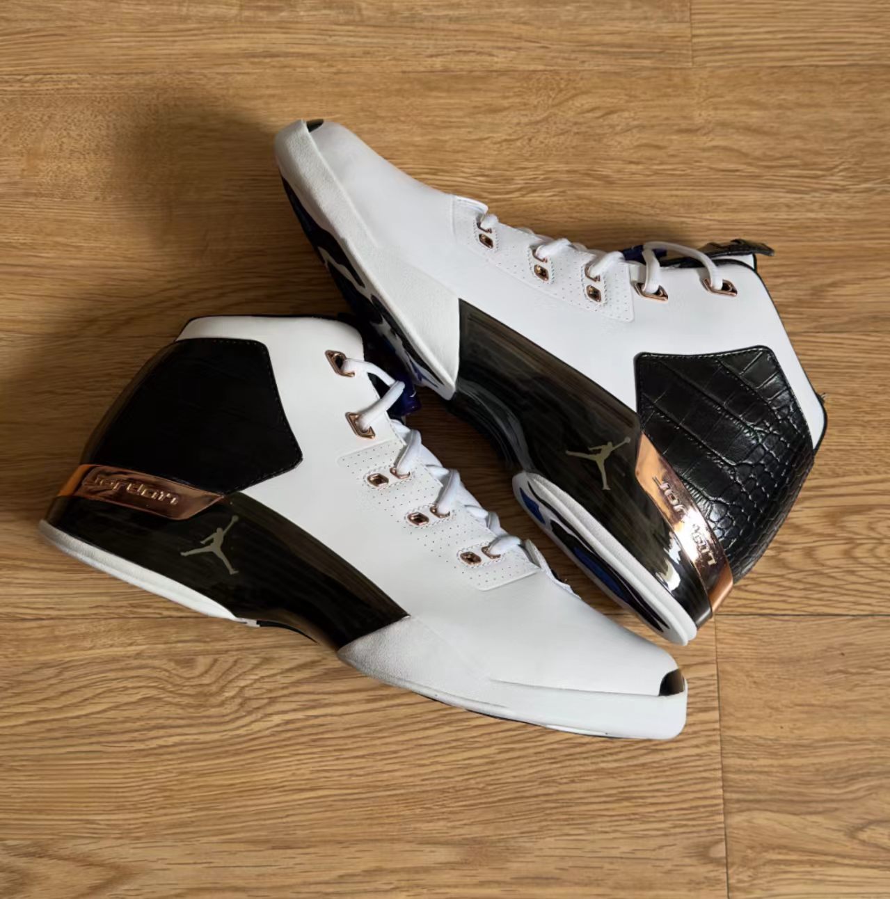Air Jordan 17 Retro "Copper"