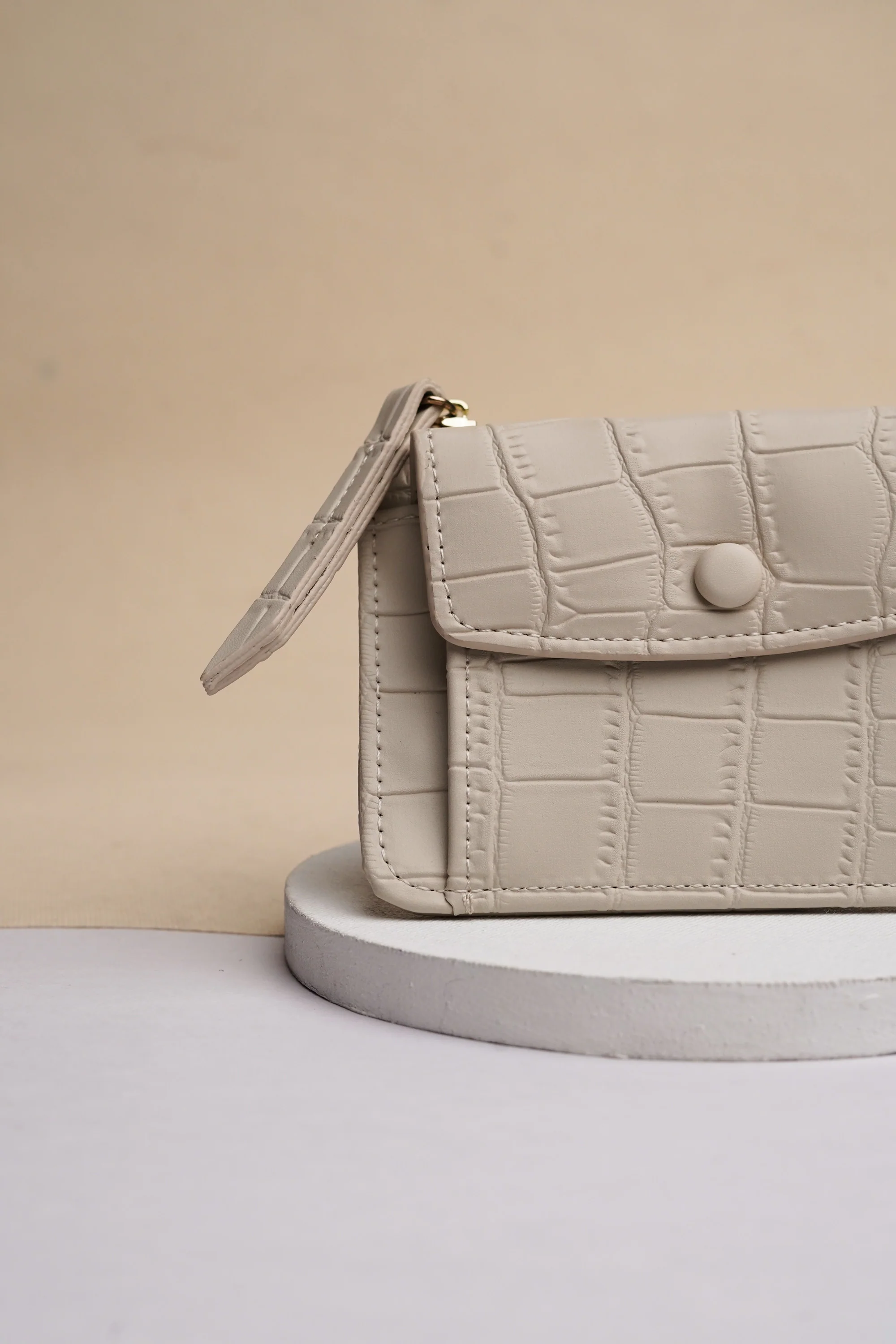 Cloudy White Mini Wallet