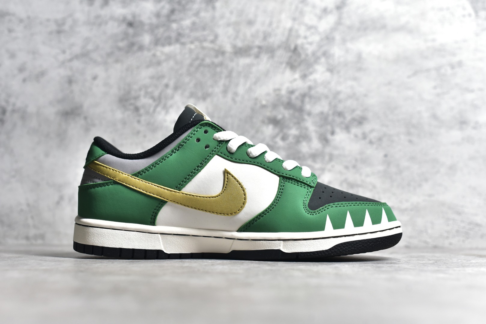 SB DUNK LOW ZZ1998-006