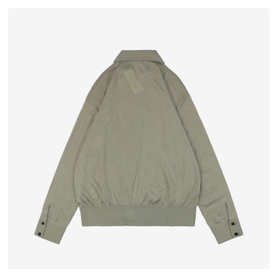 Ami Embossed Heart Embroidery Basic Polo Sweater Green