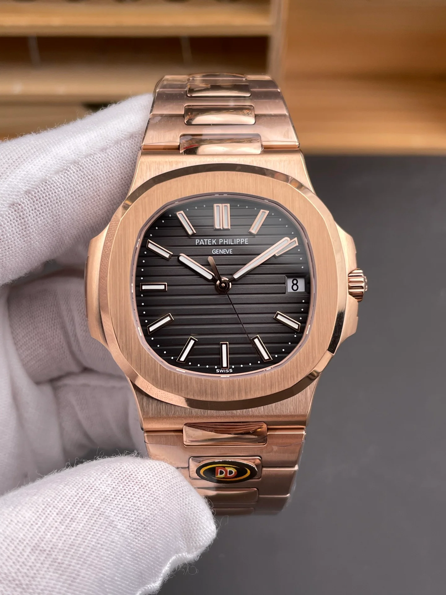Rose Gold Nautilus 5711 Dark Brown Dial