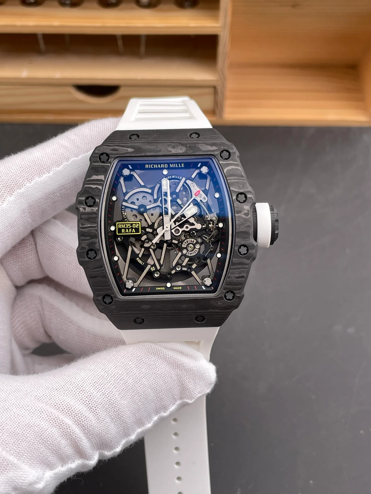 RM35-02 Carbon Fiber Red Bezel