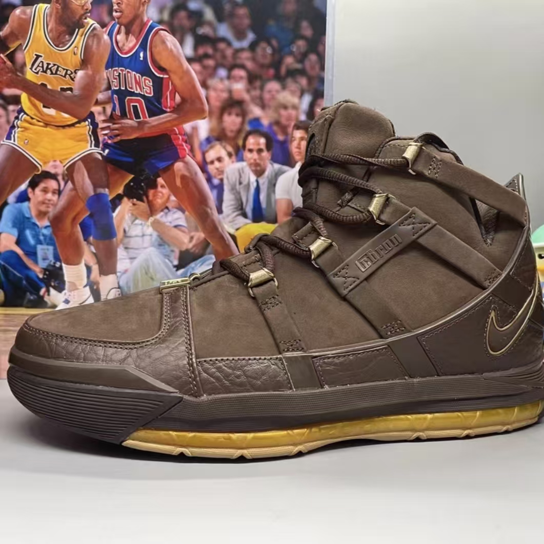 Nike Zoom LeBron 3 