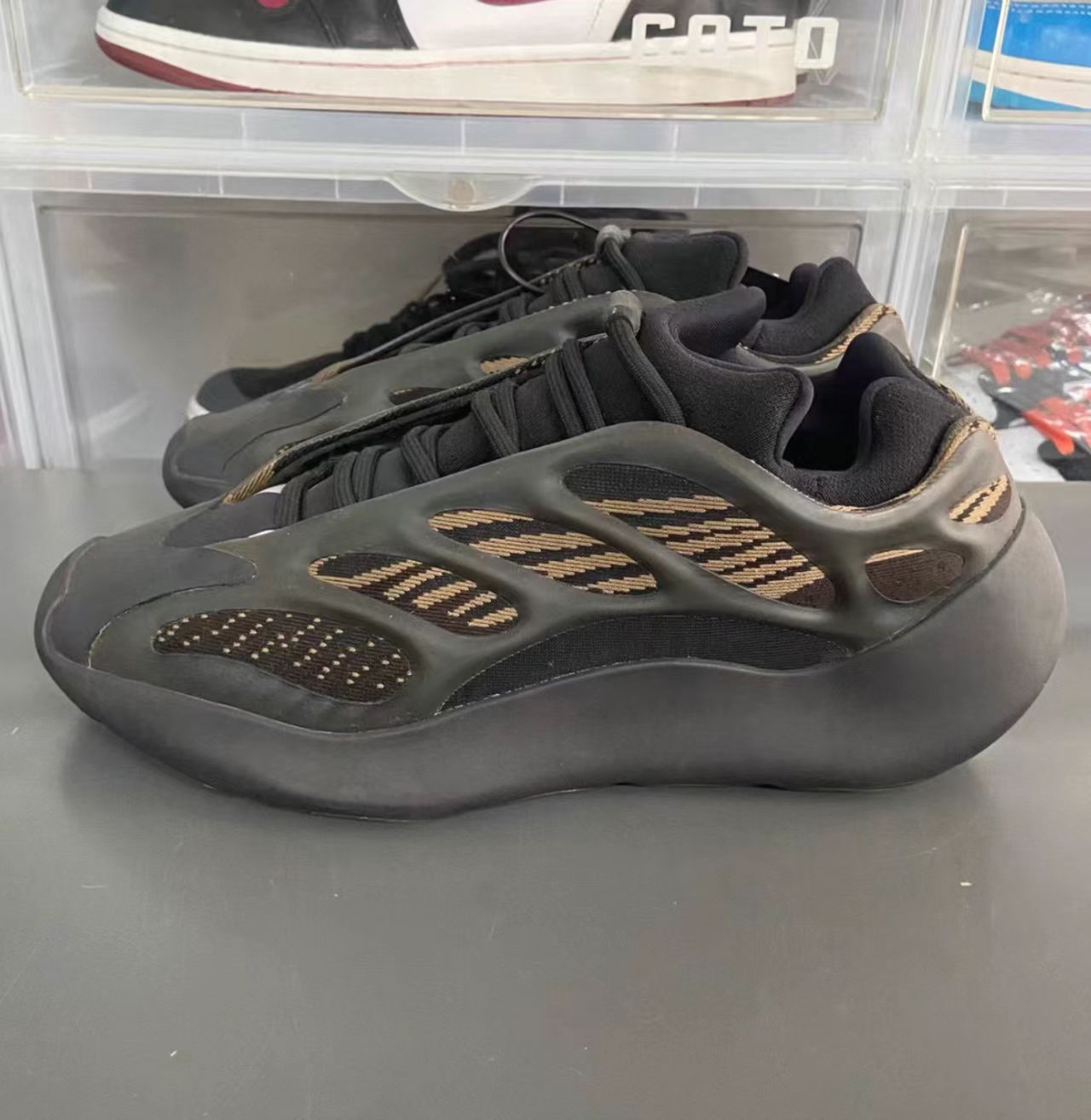 Yeezy 700 V3 Clay Brown