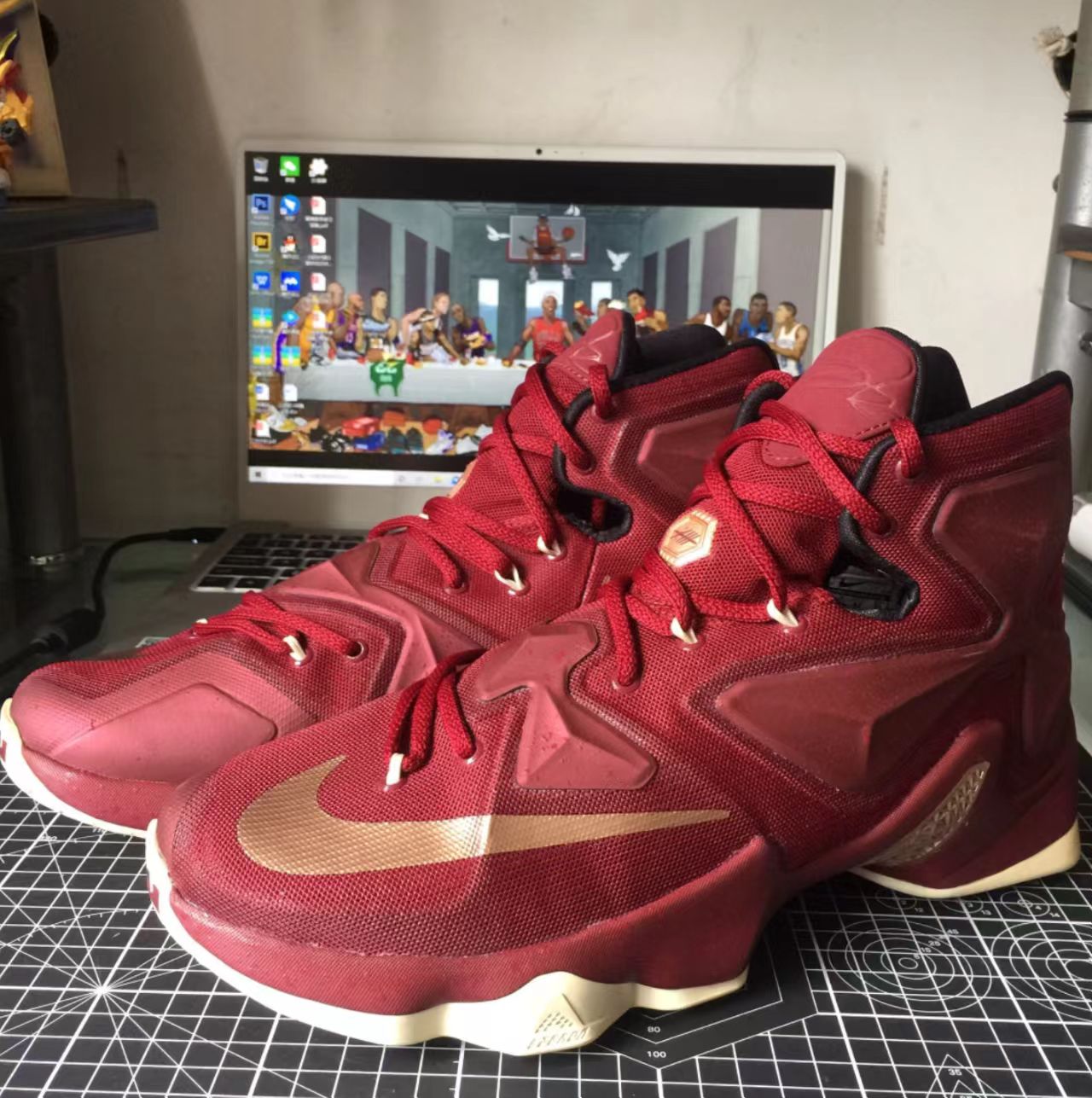 Nike LeBron 13 'Pot of Gold'