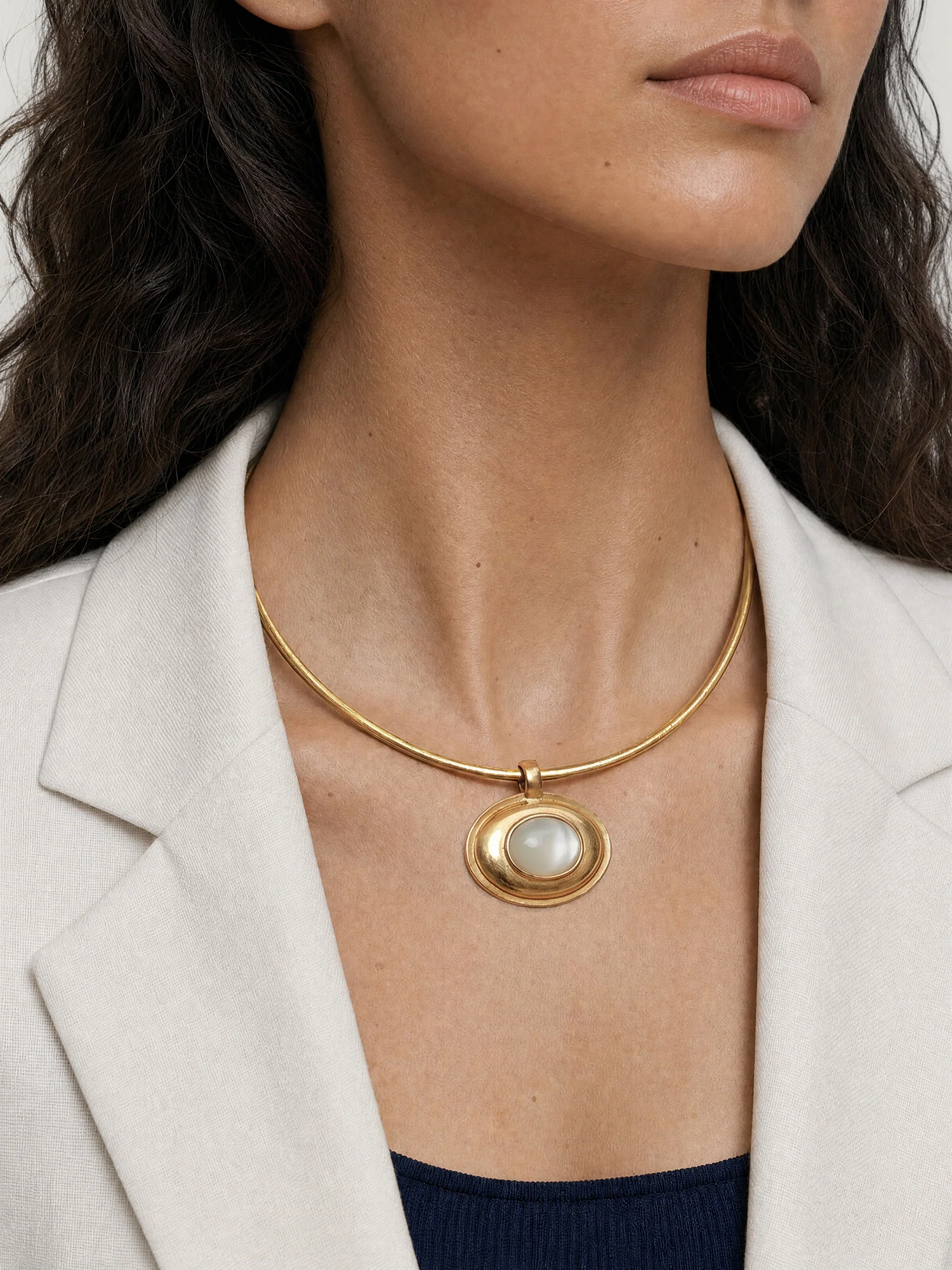 Cat’s Eye Collar Necklace