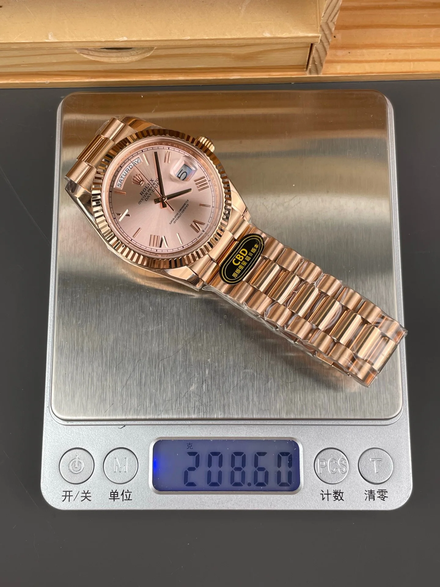 Rose Gold Champagne Roman Numeral Day-Date