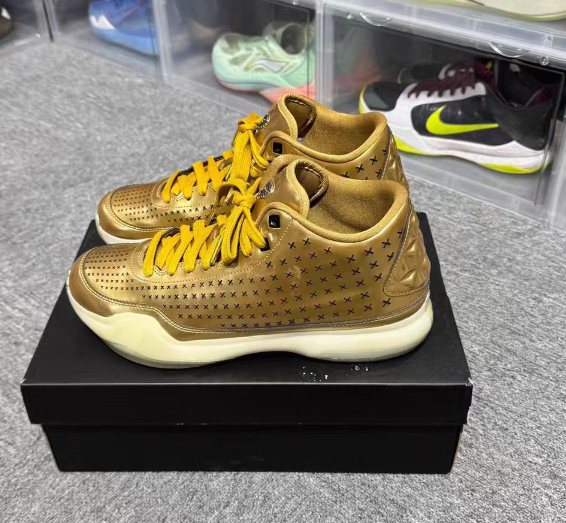 Nike Kobe 10 EXT Mid 