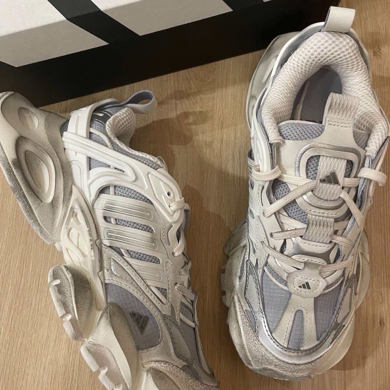 adidas XLG RUNNER DELUXE