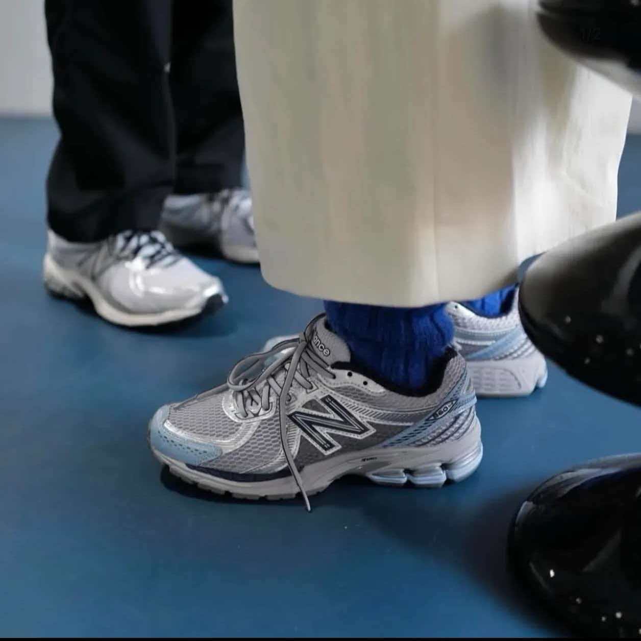 New Balance 860 V1-V2