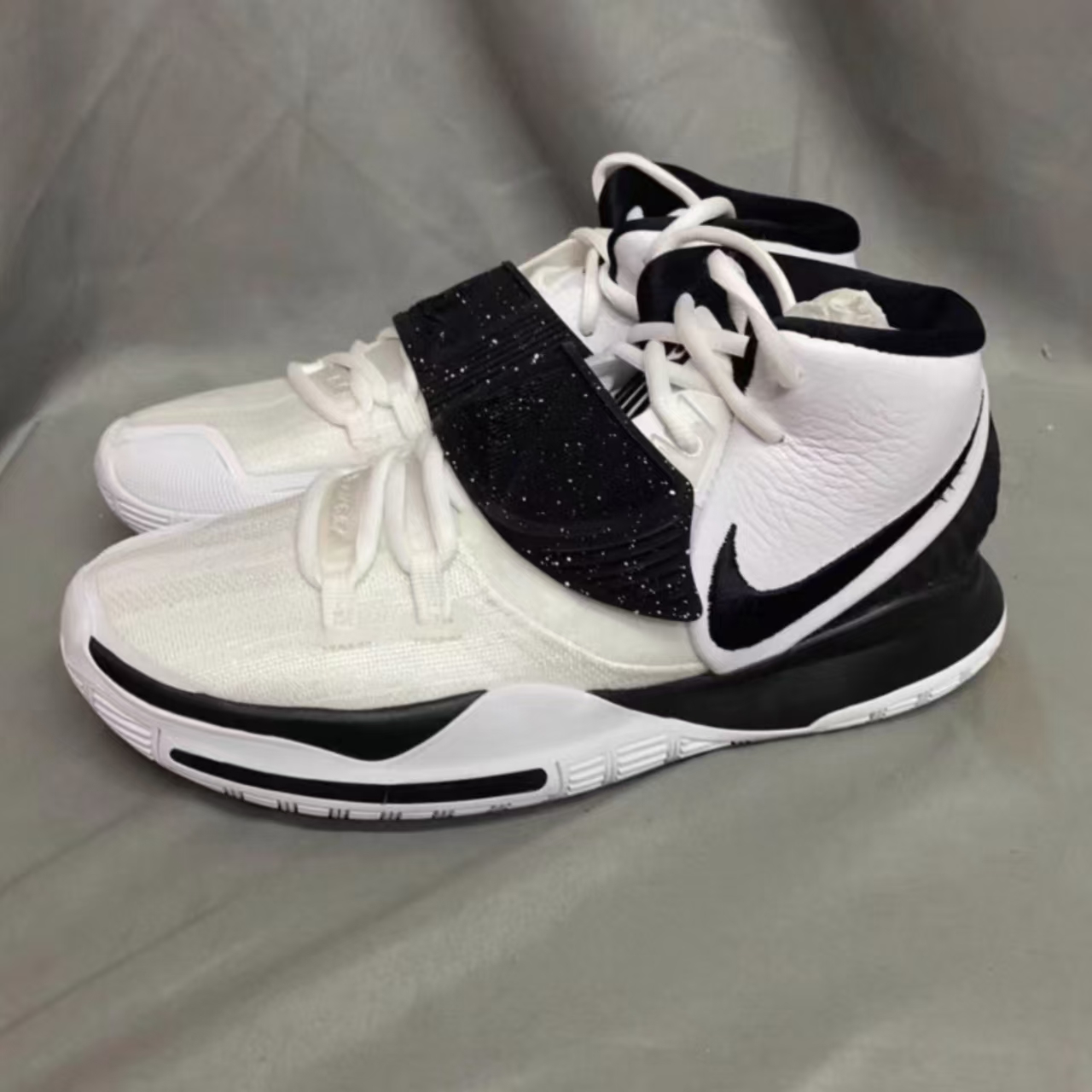 Nike Kyrie 6 Oreo