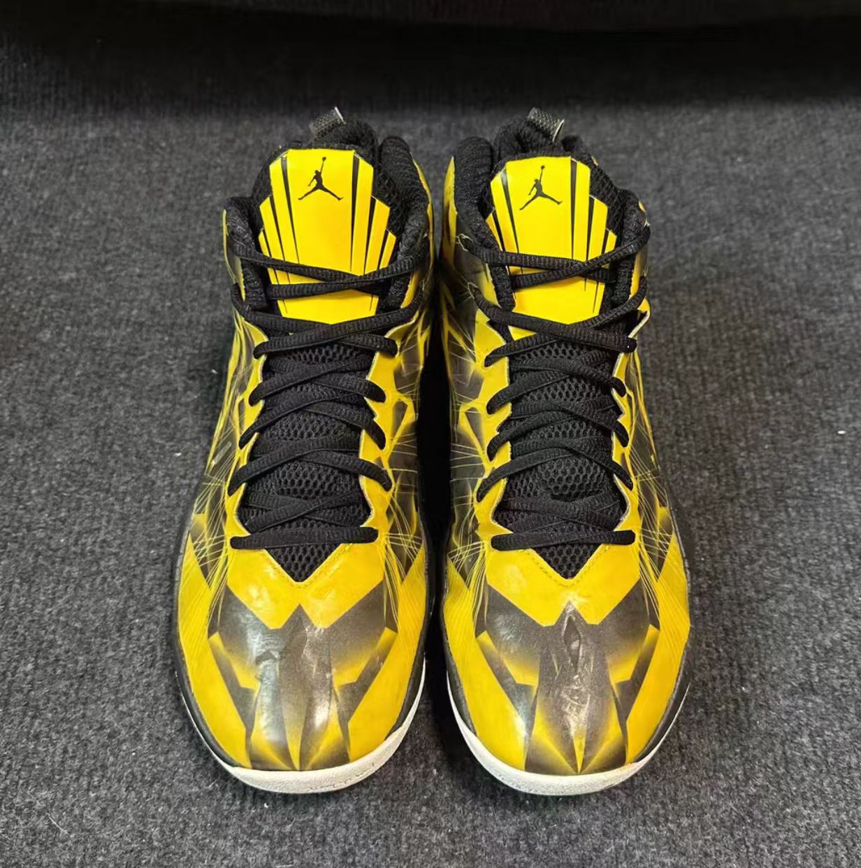 Air Jordan 2012 Lite "Black/Yellow" PE