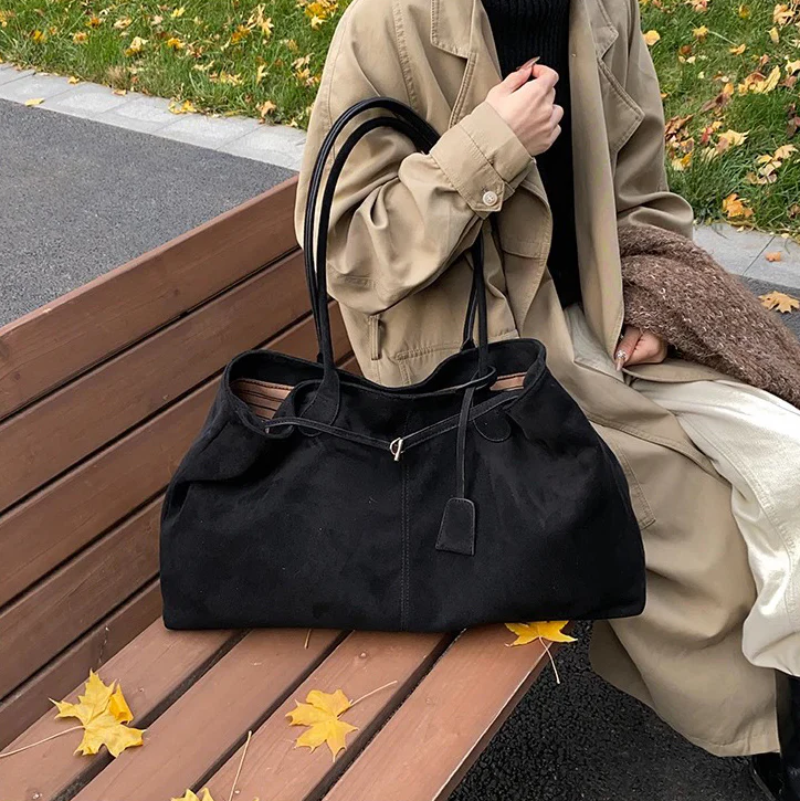 Maya XL Tote