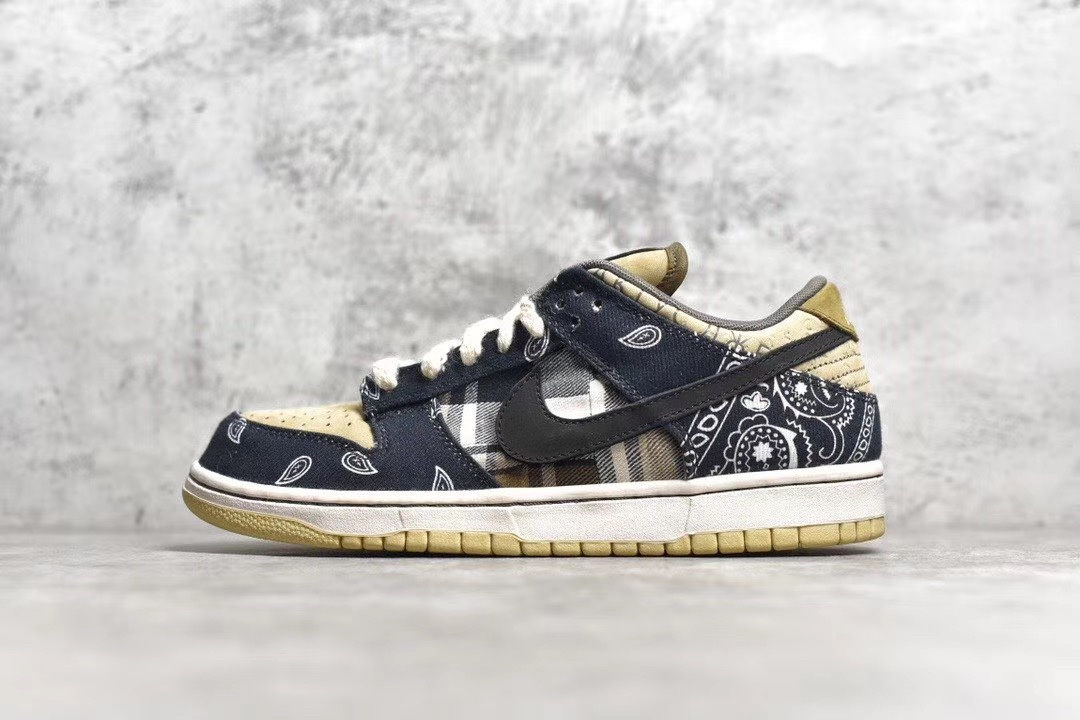 KO TRAVIS SCOTT X SB DUNK LOW JACBOYS CT5053-001